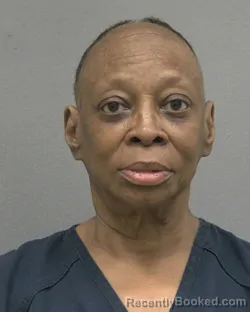 Mugshot of DARLETA DIANNE CRAY