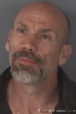 Mugshot of DERRICK RHODEN