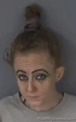 Mugshot of NICOLE HALL