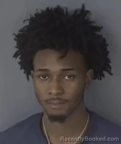 Mugshot of RAYSHAWN FREEMAN