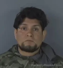 Mugshot of RUBEN VALLE PACHECO