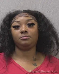 Mugshot of SHYDESHIA LA`NISE BELL