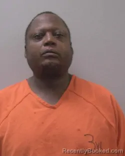 Mugshot of RAYMOND VINSON RENDERS