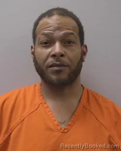 Mugshot of BRYAN VI`SHAWN VAUGHT