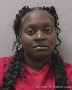 Mugshot of TAQUISHA AKERA LATRESE EDWARDS