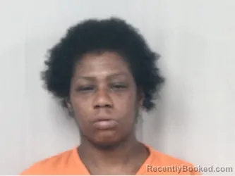 Mugshot of KIMBERLY LANEA ROBINSON booked in Marion County, South Carolina on May 20, 2026