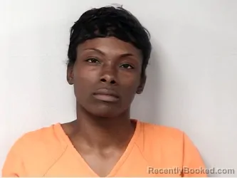 Mugshot of Christiona Erica Reaves booked in Marion County, South Carolina on September 29, 2026