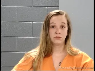 Mugshot of RAEANNA DALEIGH THOMPSON