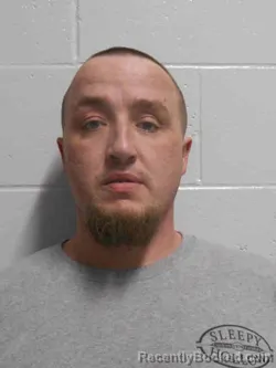 Mugshot of TYLER WAYNE WOOD booked in Henry County, Iowa on March 25, 2026