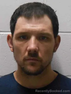 Mugshot of MITCHELLE LEE HIGDON booked in Henry County, Iowa on April 18, 2026