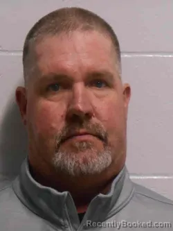 Mugshot of CHAD ALLEN HOHENTHANER