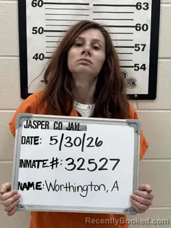 Mugshot of ALYSSA KATE WORTHINGTON booked in Jasper County, Iowa on May 30, 2026