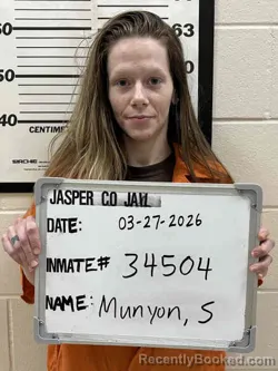 Mugshot of SUMMER ANNE MUNYON booked in Jasper County, Iowa on March 27, 2026