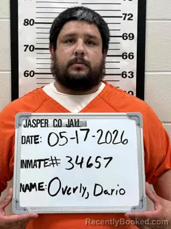 Mugshot of DARIO LEEROY OVERLY booked in Jasper County, Iowa on May 17, 2026