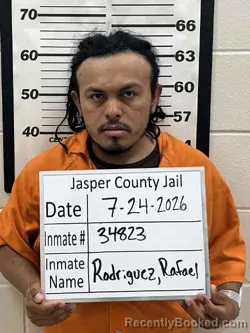 Mugshot of RAFAEL ANTONIO RODRIQUEZ booked in Jasper County, Iowa on July 24, 2026