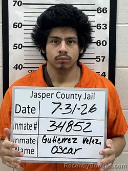 Mugshot of OSCAR GUILLERMO GUTIERREZ VELEZ booked in Jasper County, Iowa on July 31, 2026