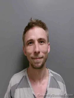 Mugshot of KYLE MAX RAY