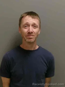 Mugshot of STEPHEN MICHAEL WAGGONER booked in Lee County, Iowa on March 26, 2026