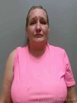 Mugshot of TASHA MARIE CARTER booked in Lee County, Iowa on April 13, 2026