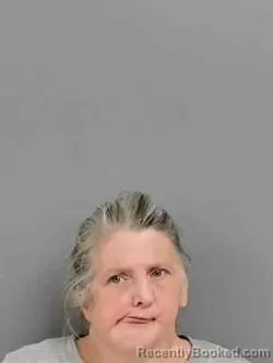 Mugshot of KIMBERLY DAWN PICKERING booked in Marion County, Iowa on April 20, 2026