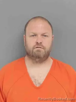 Mugshot of NICHOLAS PAUL VANDERHEYDEN booked in Marion County, Iowa on May 29, 2026