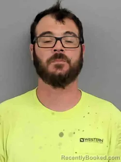 Mugshot of THOMAS MARK ALLEN TORRES booked in Marion County, Iowa on April 22, 2026