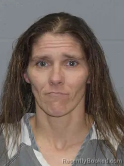 Mugshot of TASHEENA RENEE JENNINGS