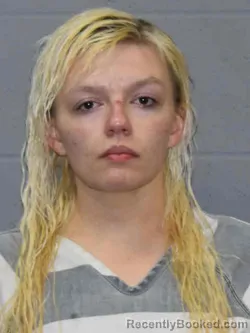 Mugshot of JENNIFER MARIE PICKLE