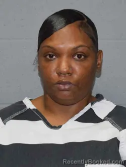 Mugshot of Sheneaka Jashay Starks booked in MIlls County, Iowa on September 28, 2026