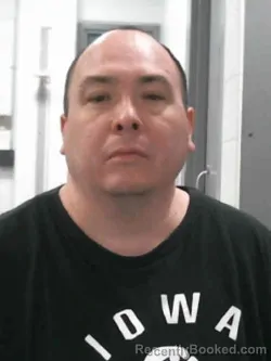 Mugshot of ANTONIO DAMIAN ORTIZ booked in Muscatine County, Iowa on April 26, 2026