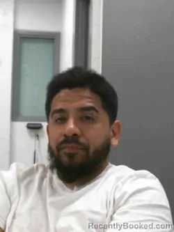 Mugshot of OSCAR PAREDES