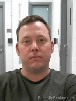 Mugshot of DAVID PAUL LEONARD booked in Muscatine County, Iowa on April 5, 2026