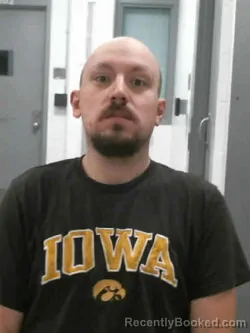 Mugshot of CRISTIAN LEE RAYA