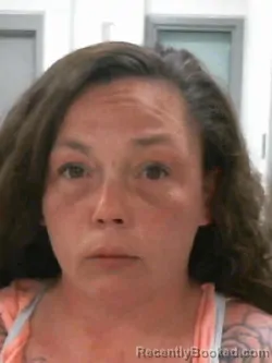 Mugshot of MYRANDA ALVAREZ-PEDEN booked in Muscatine County, Iowa on April 26, 2026