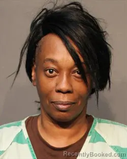 Mugshot of MIKA LAVETTE OLIVER