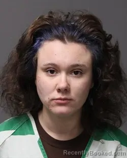 Mugshot of AALIYAH SKYE GILLIAM