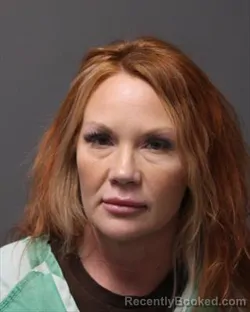Mugshot of HOLLY MARIE BEAVERS