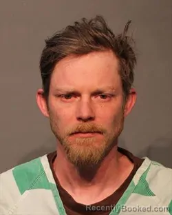 Mugshot of NICHOLAS ANDREW KNABE