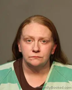 Mugshot of LACEY ANN BAZE GREEN