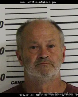 Mugshot of John Edward Soots booked in Scott County, Iowa on September 9, 2026