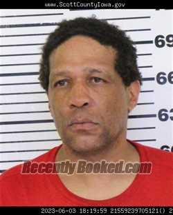 Mugshot of RODERICK GLENN HOWARD