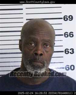 Mugshot of TOMMIE CHESTER MOORE