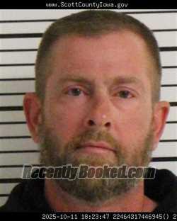 Mugshot of MARK ALAN WAKEFIELD