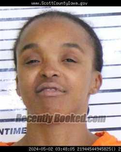 Mugshot of CROWN NEKISHA DESH PHILLIPS