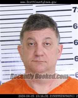 Mugshot of MICHAEL LEON PAXTON