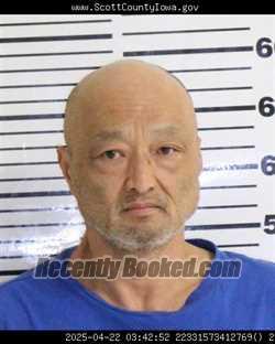 Mugshot of BRADLEY SUKYONG DWINAL