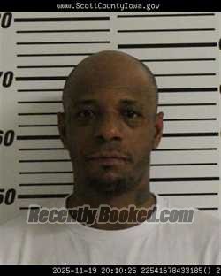 Mugshot of VINCENT LEE HOWARD