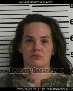 Mugshot of VANESSA LYNN REISDORF