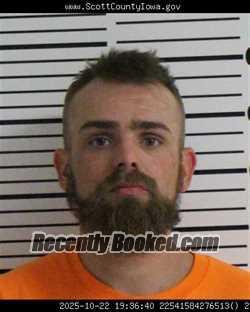 Mugshot of DUSTEN ALLAN BEAVERS booked in Scott County, Iowa on March 30, 2026