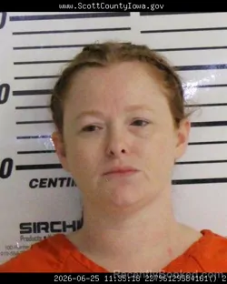 Mugshot of BRITTNEY DANIELLE MUNN booked in Scott County, Iowa on June 25, 2026